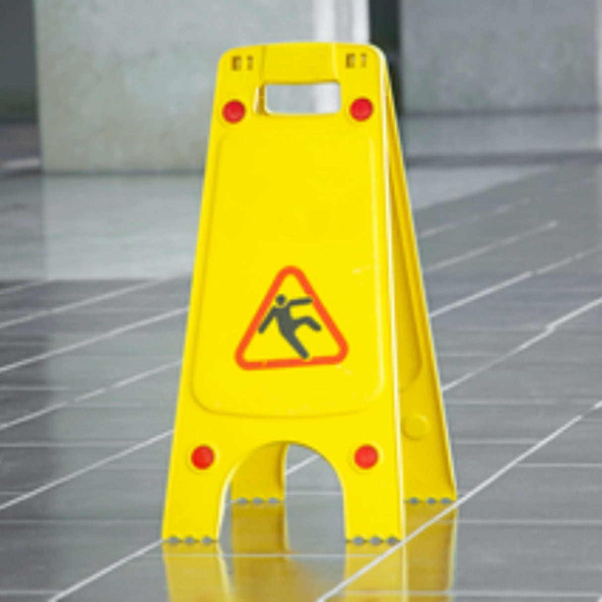 slips, trips, and falls safety training