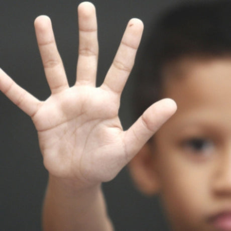 child stop hand