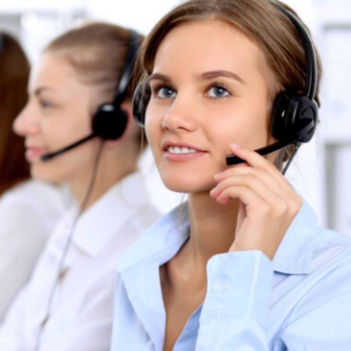 white female telemarketer
